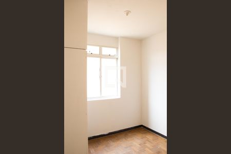 Quarto 2 de apartamento para alugar com 3 quartos, 75m² em Serra , Belo Horizonte