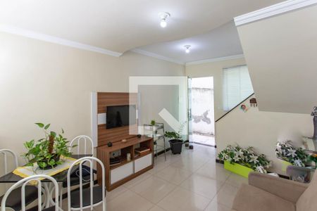 Sala de casa de condomínio à venda com 2 quartos, 65m² em Santa Monica, Belo Horizonte