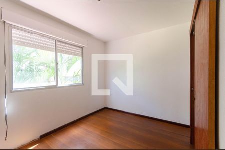 Quarto 1 de apartamento para alugar com 2 quartos, 48m² em Santa Tereza, Porto Alegre