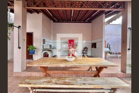 Casa à venda com 3 quartos, 243m² em Jardim Chapadão, Campinas