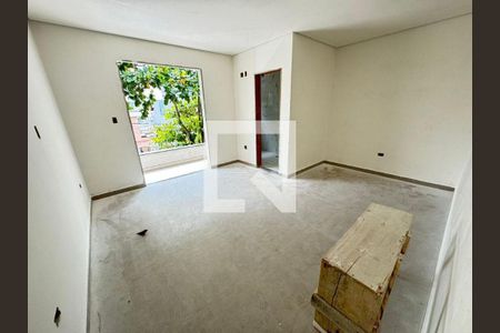 Casa à venda com 3 quartos, 165m² em Jardim Santo Antônio, Santo André