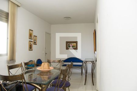 Sala de apartamento para alugar com 3 quartos, 70m² em Santa Efigênia, Belo Horizonte