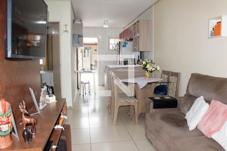 Sala de casa à venda com 2 quartos, 175m² em Hípica, Porto Alegre
