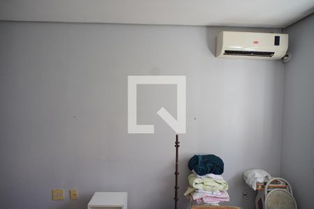 Quarto 1 - ar-condicionado de casa à venda com 2 quartos, 74m² em Petrópolis, Porto Alegre