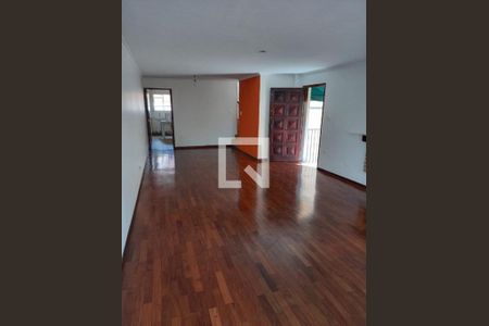 Casa para alugar com 3 quartos, 210m² em Brooklin, São Paulo