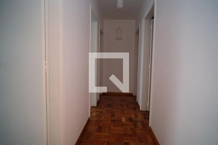 Corredor/acesso aos quartos de apartamento para alugar com 4 quartos, 200m² em Jardim Paulista, São Paulo