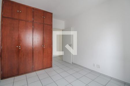 Quarto de apartamento à venda com 1 quarto, 55m² em Vila Itapura, Campinas