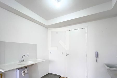 Sala e cozinha de apartamento para alugar com 1 quarto, 24m² em Sé, São Paulo