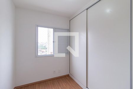 Quarto de apartamento à venda com 2 quartos, 55m² em Quitaúna, Osasco