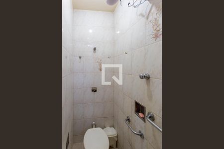 Banheiro de apartamento à venda com 2 quartos, 74m² em Funcionários, Belo Horizonte