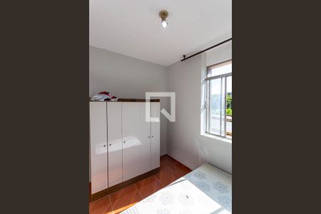 Quarto 2 de apartamento para alugar com 2 quartos, 74m² em Funcionários, Belo Horizonte