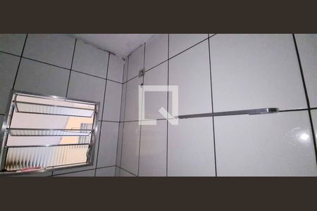Banheiro de casa para alugar com 1 quarto, 60m² em Padroeira, Osasco