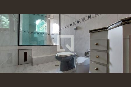 Banheiro Quarto 1 suíte de casa para alugar com 3 quartos, 315m² em Vila Pires, Santo André