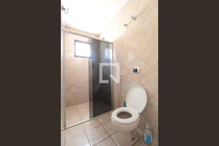 Banheiro da Suite de apartamento para alugar com 3 quartos, 90m² em Paquetá, Belo Horizonte
