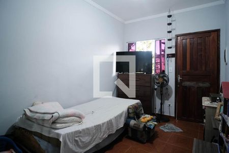 Sala de casa à venda com 3 quartos, 130m² em Vila Nhocune, São Paulo