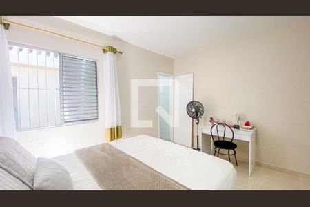 Suite de casa à venda com 2 quartos, 114m² em Parque Novo Oratório, Santo André