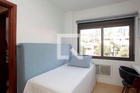 Quarto 2 de apartamento para alugar com 2 quartos, 82m² em Auxiliadora, Porto Alegre