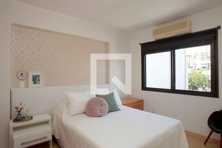 Quarto 1 Suíte de apartamento para alugar com 2 quartos, 82m² em Auxiliadora, Porto Alegre