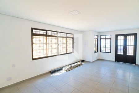 Sala de casa para alugar com 2 quartos, 140m² em Planalto Paulista, São Paulo