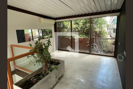 Casa à venda com 2 quartos, 114m² em Jardim Paulista, São Paulo