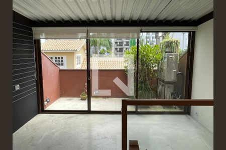 Casa à venda com 2 quartos, 114m² em Jardim Paulista, São Paulo