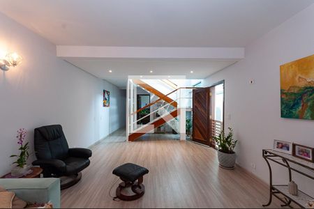 Sala de casa para alugar com 3 quartos, 197m² em Vila Romana, São Paulo