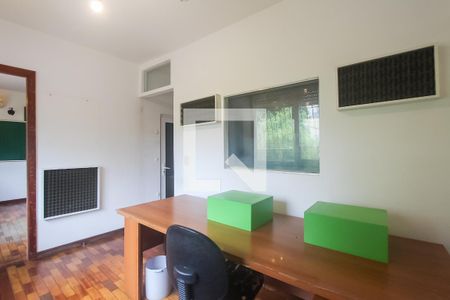 Quarto 2 de casa à venda com 3 quartos, 251m² em Auxiliadora, Porto Alegre