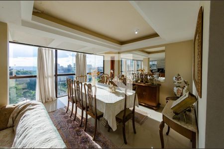Sala 2 de casa para alugar com 4 quartos, 370m² em Santa Lúcia, Belo Horizonte
