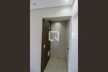 Entrada de apartamento à venda com 2 quartos, 71m² em Vila Boa Vista, Barueri