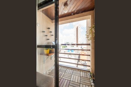Sacada de apartamento à venda com 2 quartos, 63m² em Km 18, Osasco
