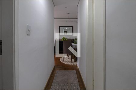 corredor para os comodos de apartamento para alugar com 2 quartos, 64m² em São João Climaco, São Paulo