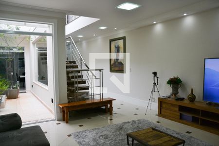 Sala de casa à venda com 3 quartos, 252m² em Olímpico, São Caetano do Sul