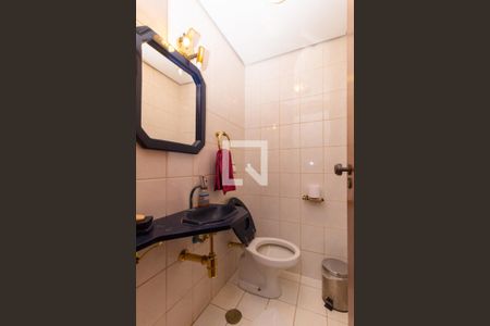 Lavabo de apartamento para alugar com 4 quartos, 180m² em Vila Mariana, São Paulo