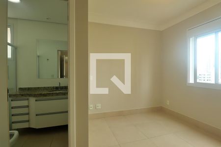 Suíte - Quarto 1 de apartamento para alugar com 2 quartos, 68m² em Jardim, Santo André