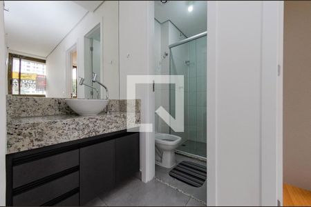 Banheiro de apartamento para alugar com 1 quarto, 37m² em Gutierrez, Belo Horizonte