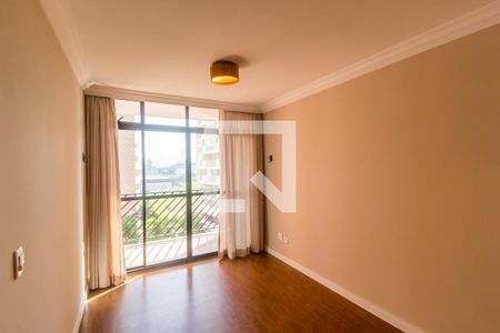 Sala de TV de apartamento para alugar com 3 quartos, 80m² em Tamboré, Barueri