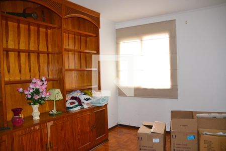 Quarto de apartamento para alugar com 3 quartos, 107m² em Santo Antônio, São Caetano do Sul