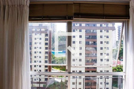 Vista de apartamento à venda com 2 quartos, 80m² em Vila Andrade, São Paulo