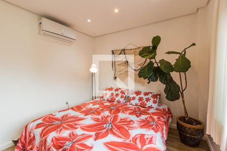 Dormitório 2 de apartamento para alugar com 2 quartos, 72m² em Auxiliadora, Porto Alegre