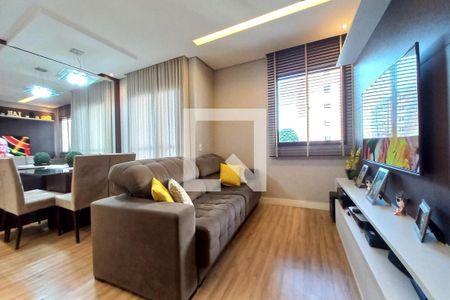 Sala de TV de apartamento à venda com 3 quartos, 82m² em Jardim do Lago, Campinas