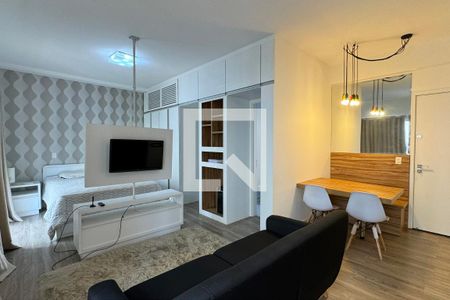 Sala de apartamento para alugar com 1 quarto, 53m² em Tamboré, Barueri