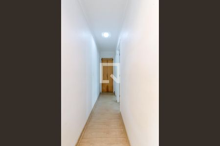 Corredor Quartos de apartamento à venda com 2 quartos, 56m² em Parque Novo Mundo, São Paulo