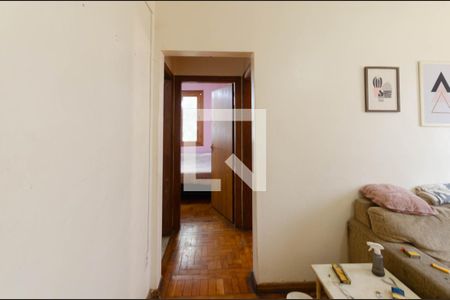 Corredor de apartamento à venda com 2 quartos, 64m² em Cavalhada, Porto Alegre