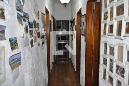 Corredor  de casa à venda com 5 quartos, 200m² em Lins de Vasconcelos, Rio de Janeiro