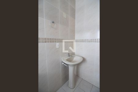 Banheiro  de apartamento para alugar com 1 quarto, 56m² em Auxiliadora, Porto Alegre