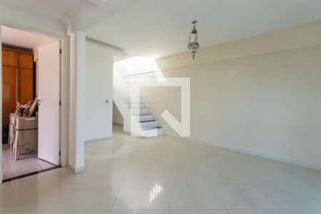 Sala de apartamento para alugar com 2 quartos, 173m² em Humaitá, Rio de Janeiro