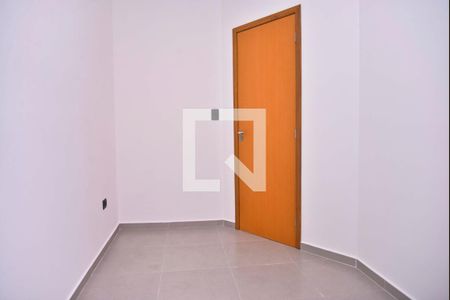 Quarto 1 de apartamento para alugar com 2 quartos, 44m² em Jardim Alvorada, Santo André