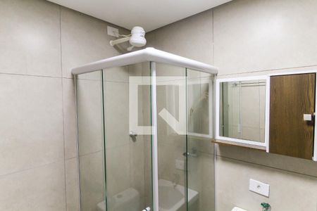 Banheiro de kitnet/studio para alugar com 1 quarto, 19m² em Mooca, São Paulo