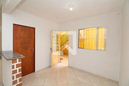 Sala de casa para alugar com 2 quartos, 44m² em Vila Nova Utinga, São Paulo
