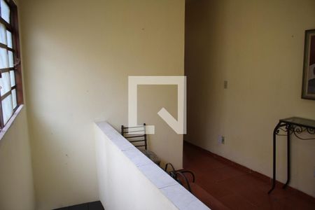 Sala de casa para alugar com 2 quartos, 50m² em Jardim Pérola, Contagem